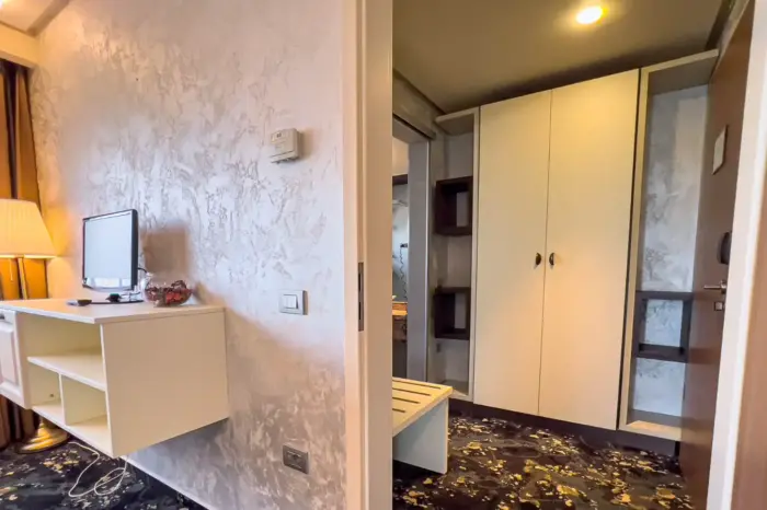 Hotel Tolea Apartament